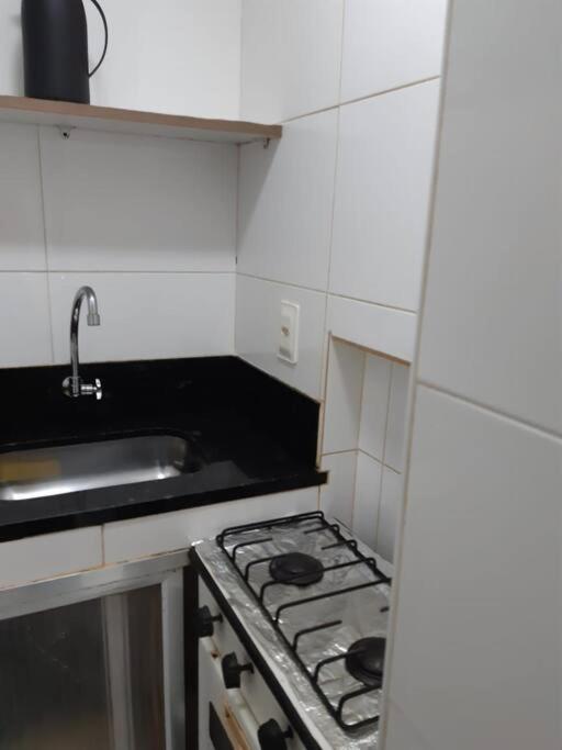 Quarto E Sala A Uma Quadra Da Praia Copacabana Posto 02 Rio de Janeiro Ngoại thất bức ảnh